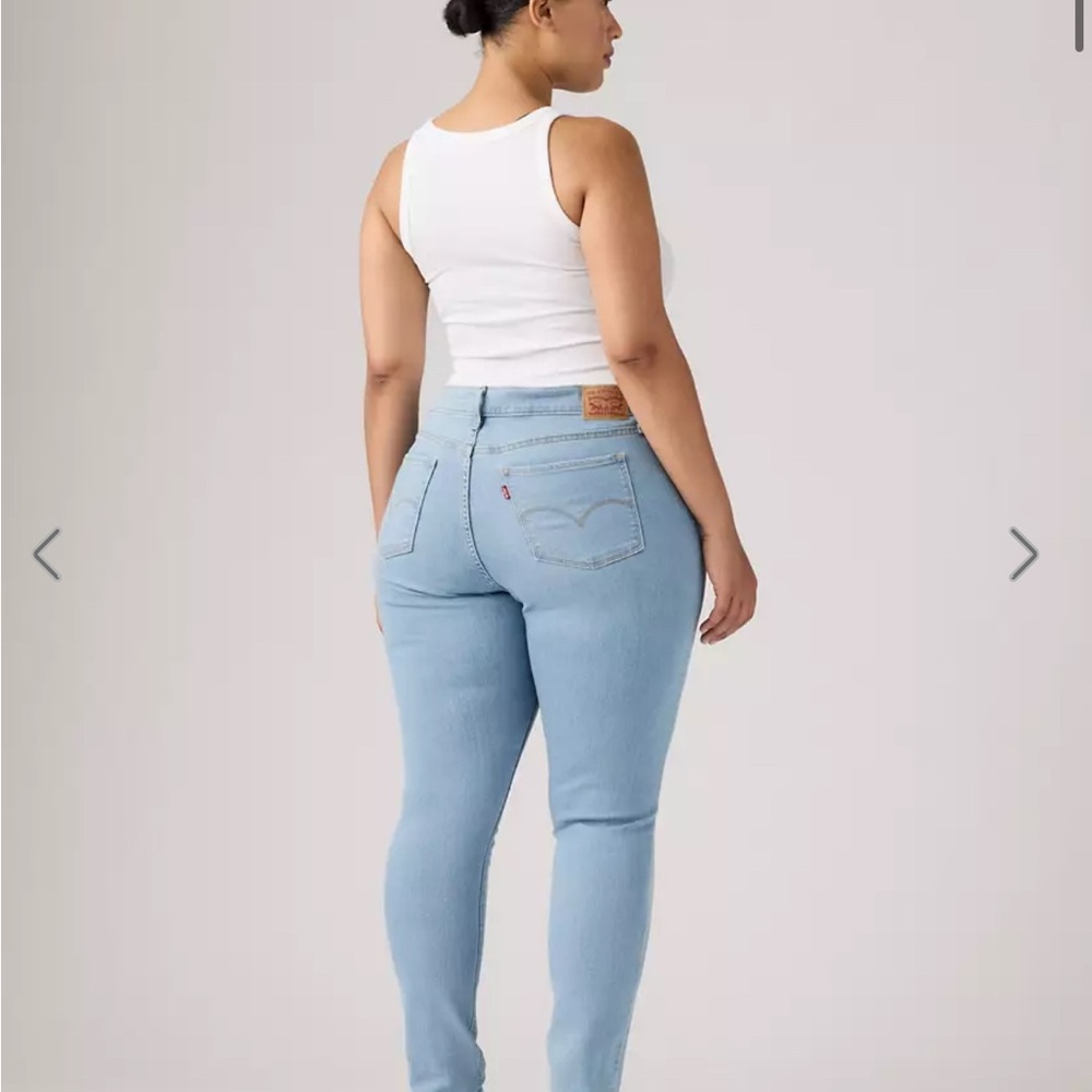 Levi's Women's Sky Blue Skinny Jeans